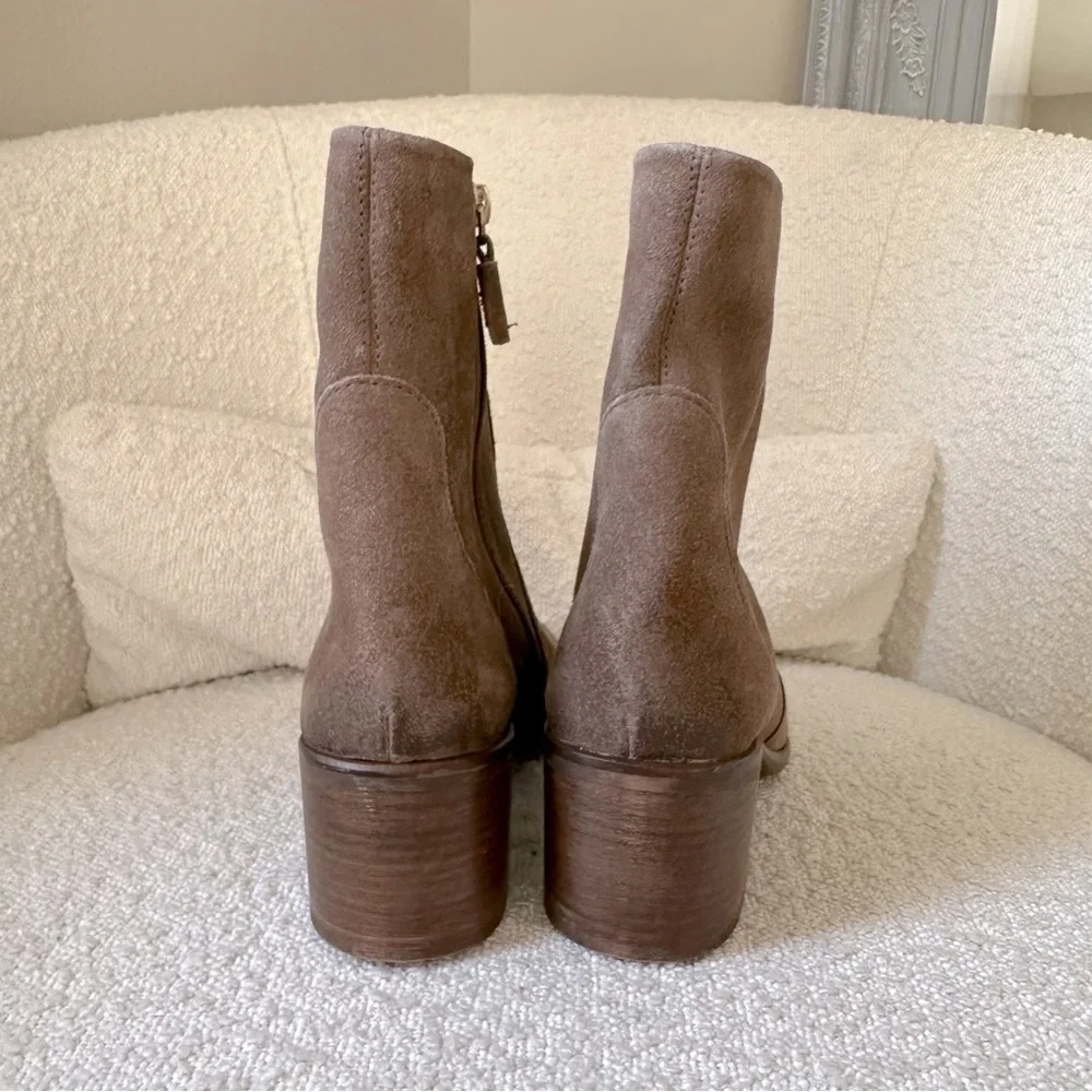 Steve Madden Shoes Leather Boots Pull On Ankle Bootie Taupe Suede Raiden
